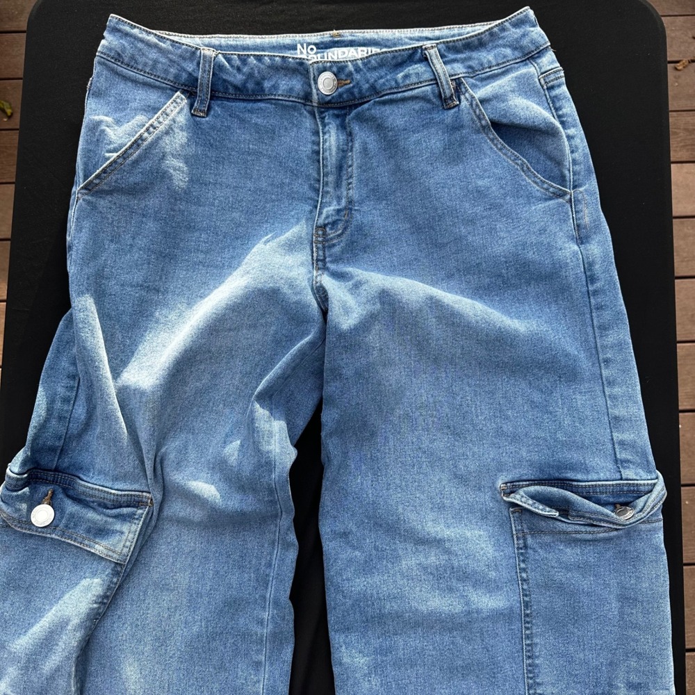 No Boundaries Cargo Jeans Womens 8 Light Wash Blue Good Wide Leg Utilitarian Y2K
